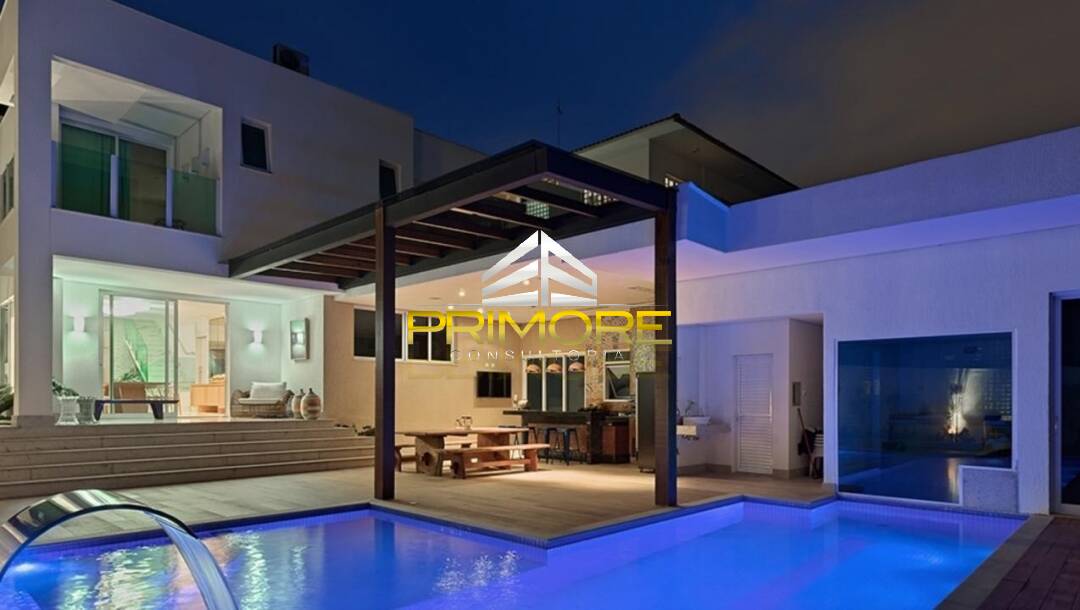 Venda de Casa no Bairro Bandeirantes - 505m² - Piscina - 10 vagas