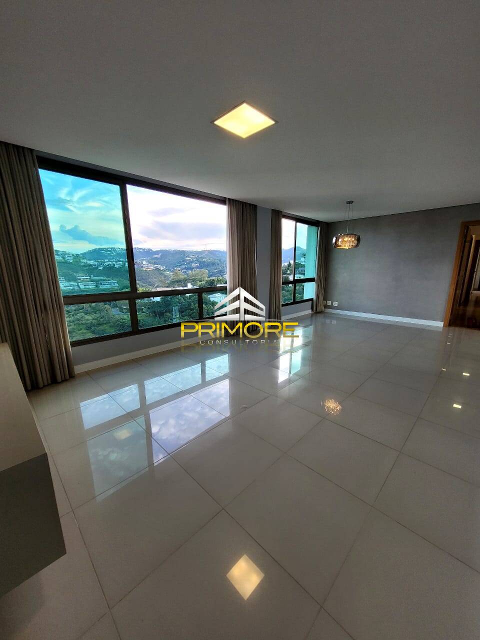 Apartamento 4 quartos no Vale dos Cristais - 154m2