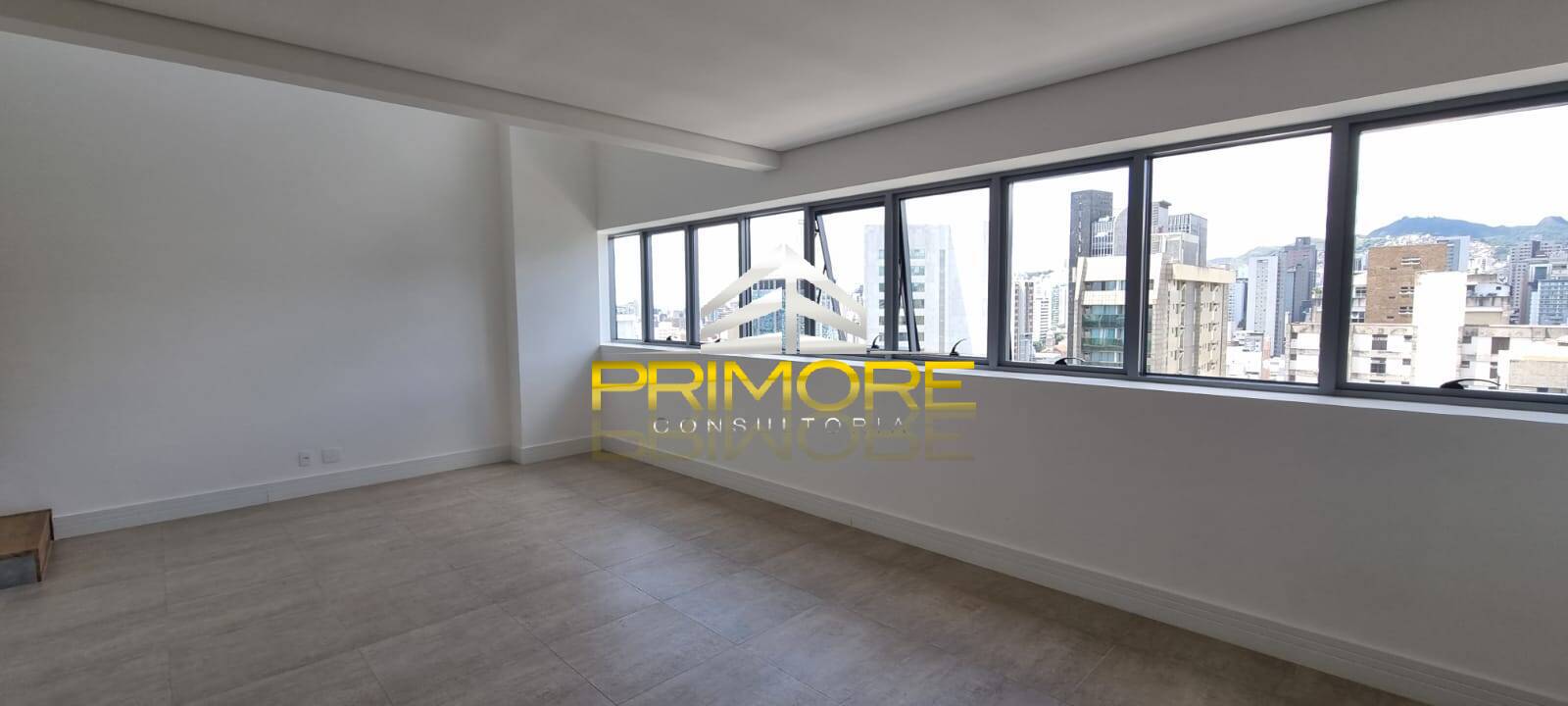 Venda de 1 quarto duplex no Funcionários, novo e moderno.