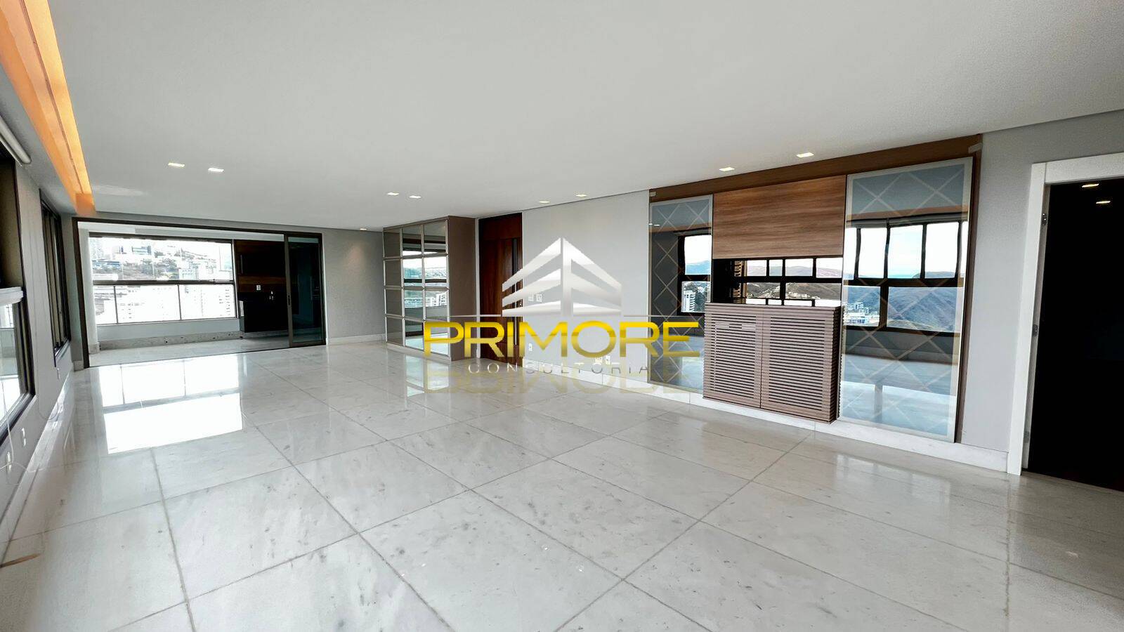 Apartamento no Vila da Serra, 4 quartos, 4 suites e 4 vagas