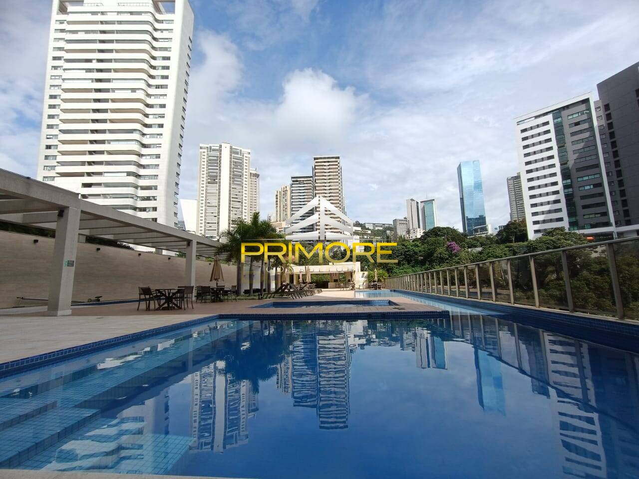 Apartamento de alto padrão no Vale do Sereno com 4 quartos 163m²