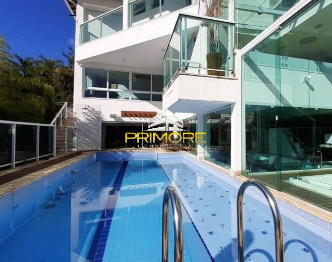 Casa de alto padrão no condomínio Vila Alpina