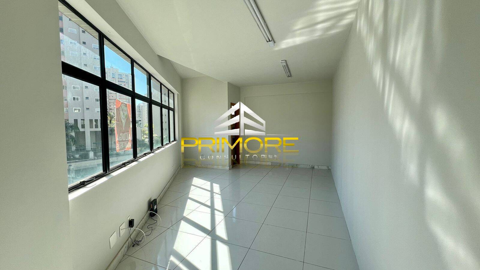 Sala comercial no bairro Vila da Serra