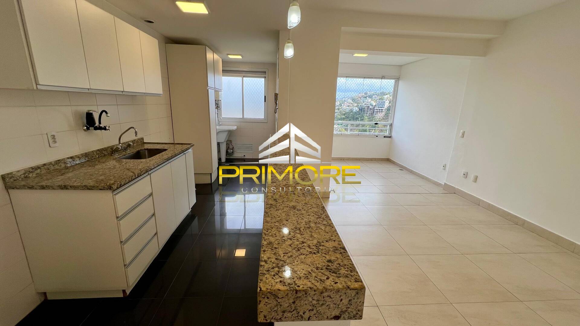 Apartamento com 2 quartos, suíte e linda vista para locação Vila da Serra.