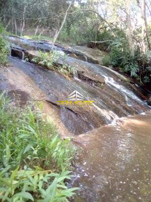 Vendo fazenda com 44,8605 Ha, município de Nova União - MG