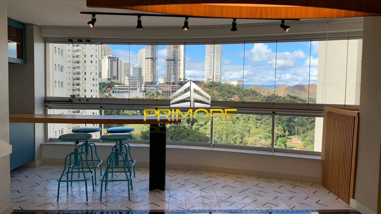 Apartamento com 104m², 2 quartos, 2 vagas