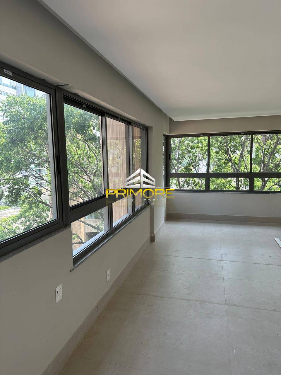 Apartamento de 3 quartos 1 suíte no bairro Gutierrez.